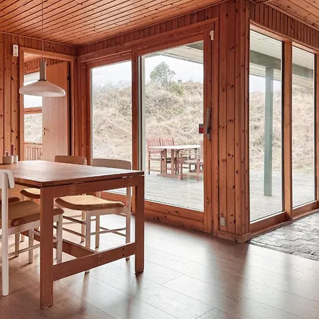 بيت للعطل Ocean Front In With Sauna