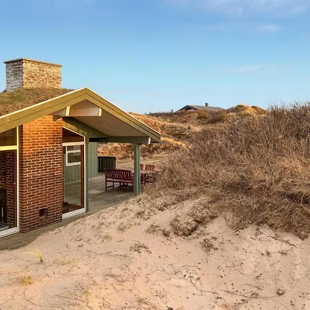 بيت للعطل Ocean Front In With Sauna *