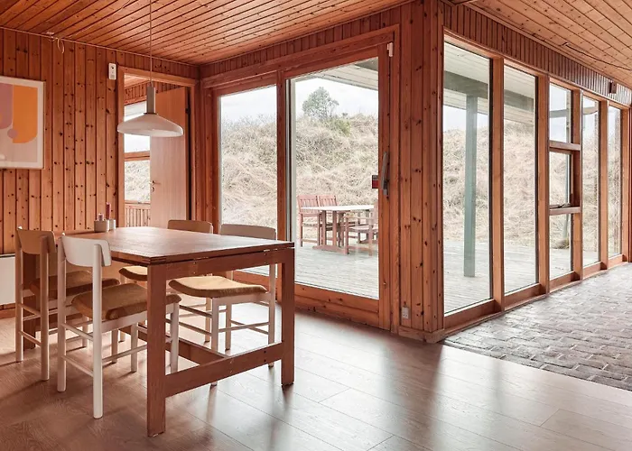 Dom wakacyjny Ocean Front In With Sauna A12214